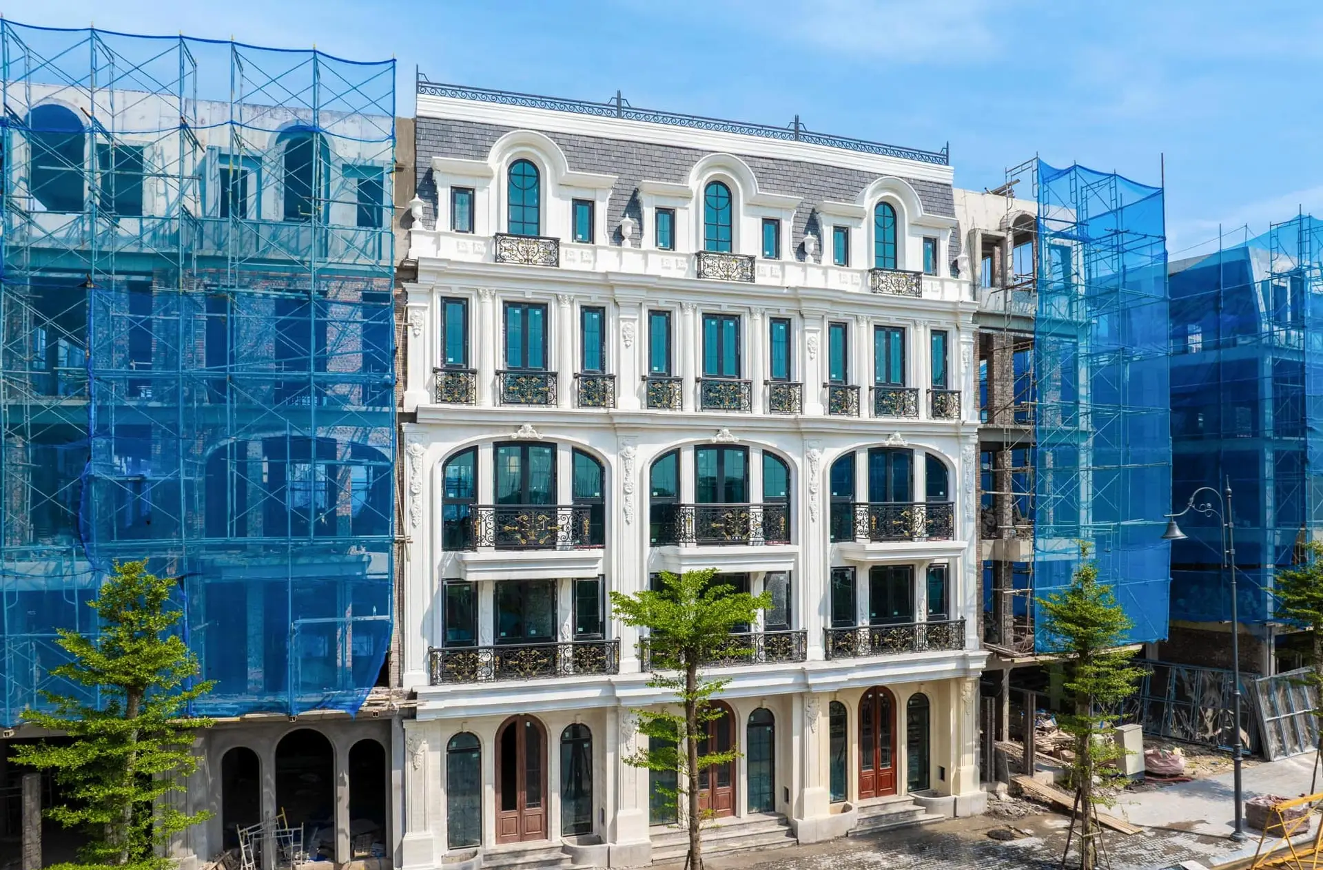 phoi canh he thong tuong bao shophouse noble palace tay thang long